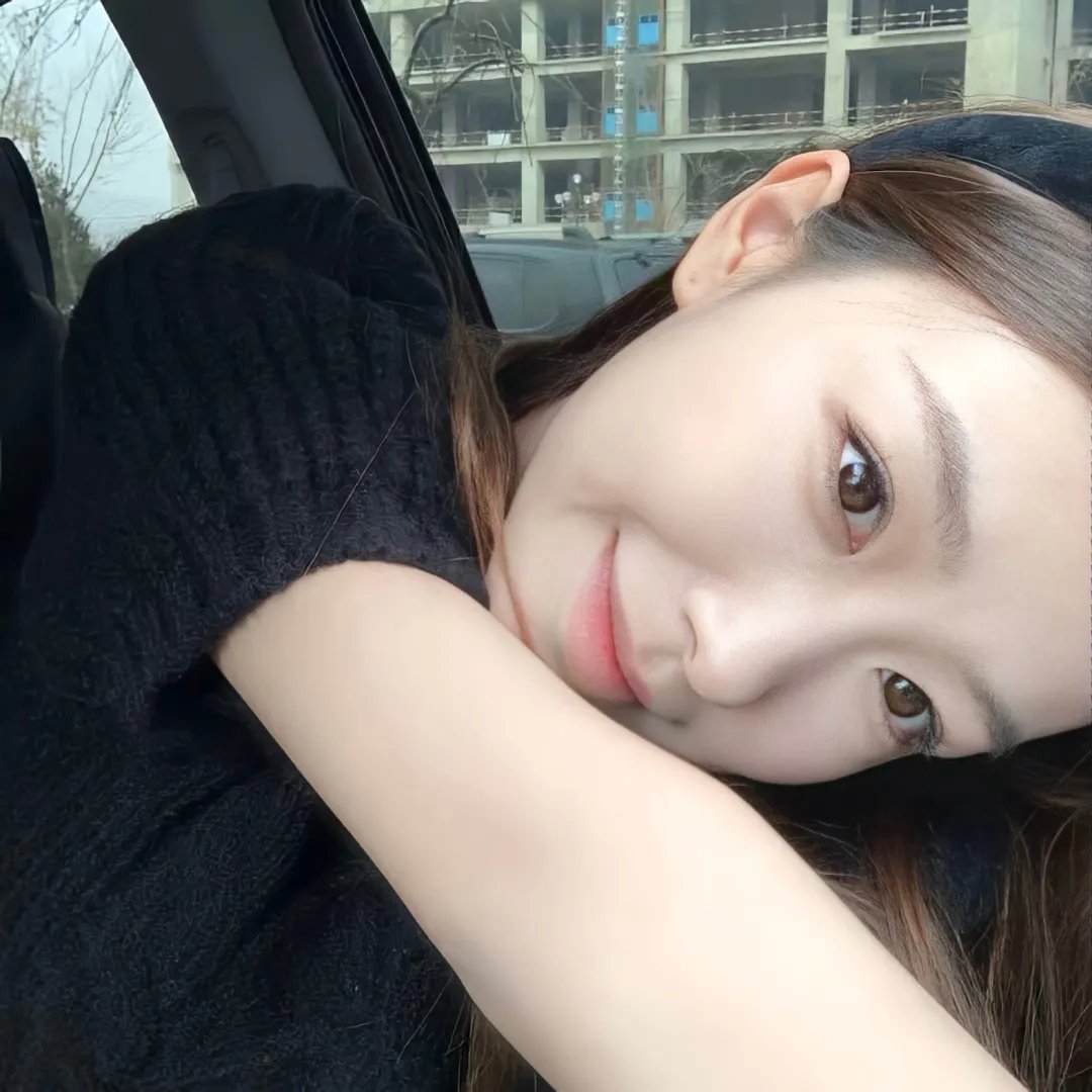 罗西与莫妮卡之骊靬情
